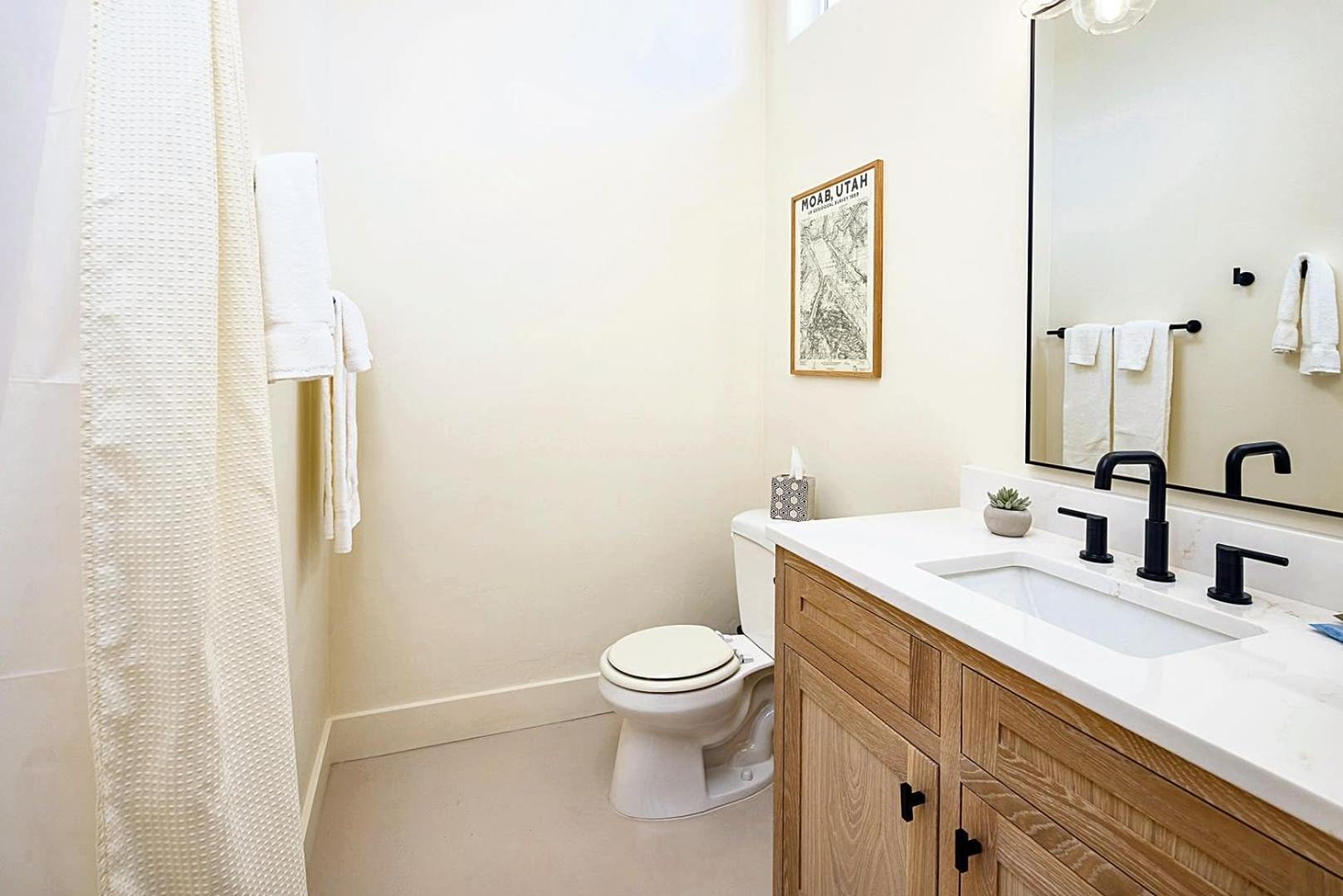 Downtown Kokopelli West 8 - Newly Remodeled Stylish Studio Moab Buitenkant foto