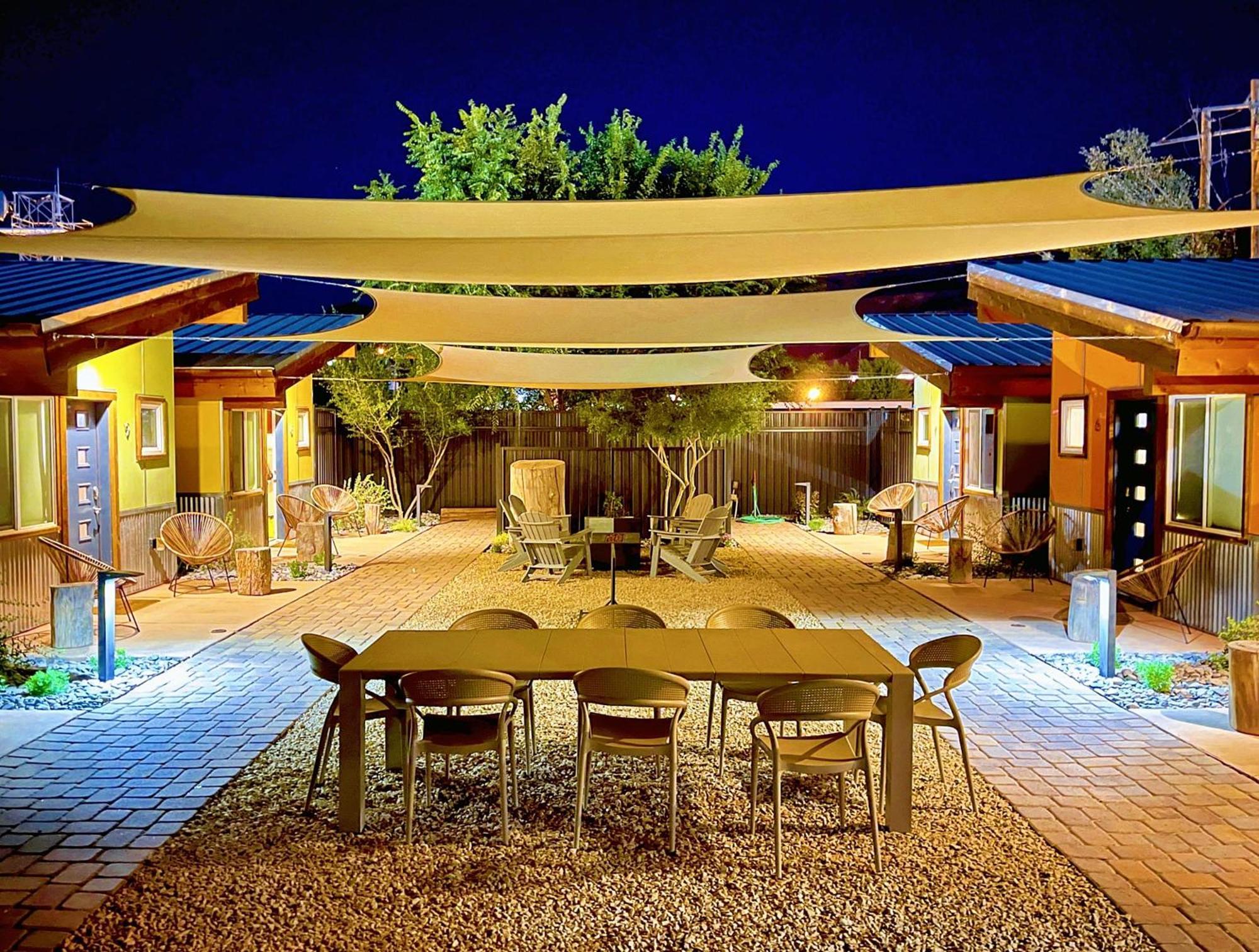 Downtown Kokopelli West 8 - Newly Remodeled Stylish Studio Moab Buitenkant foto