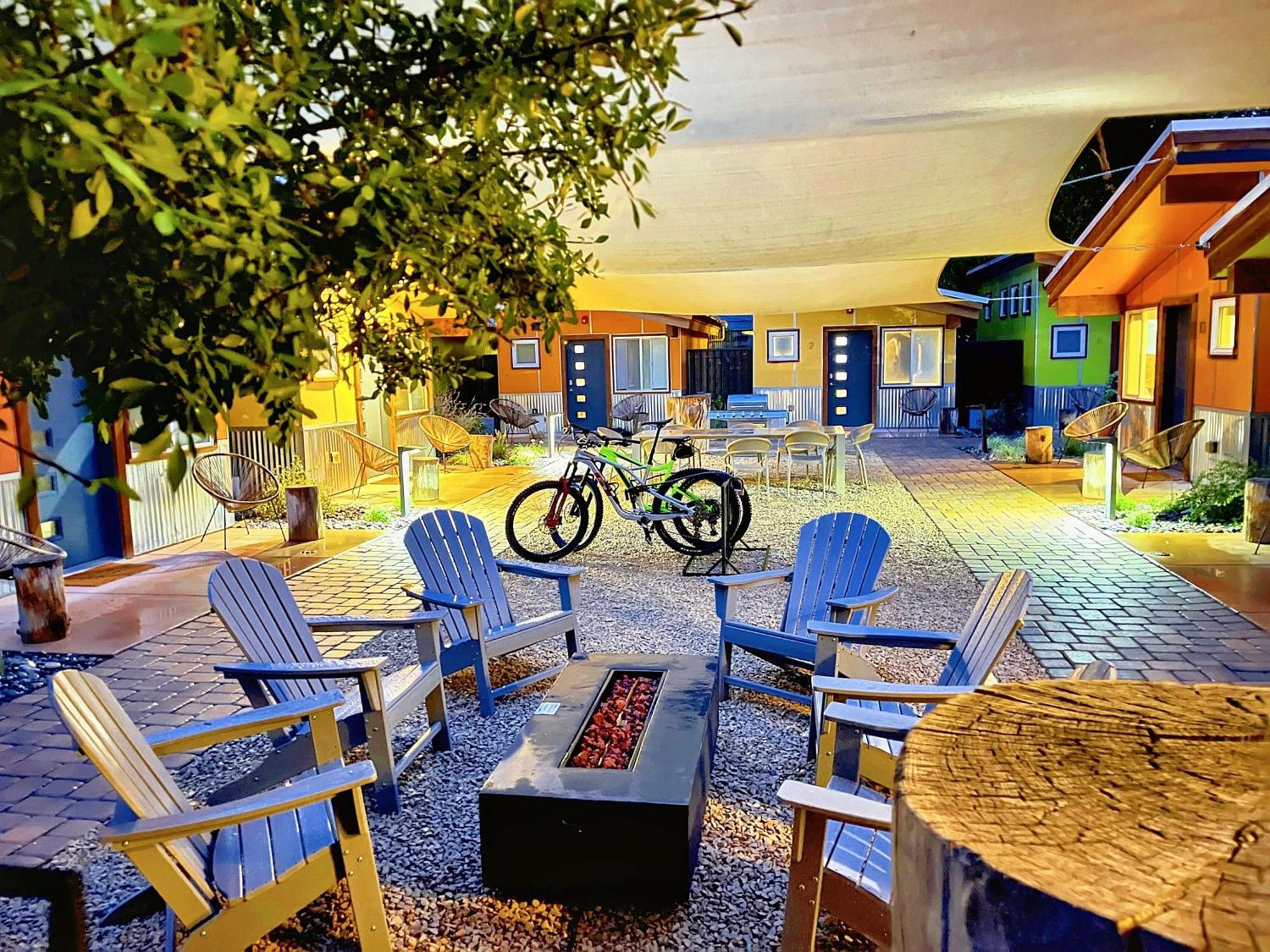 Downtown Kokopelli West 8 - Newly Remodeled Stylish Studio Moab Buitenkant foto